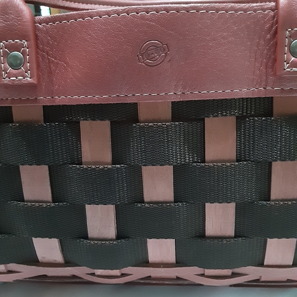 LONGABERGER  2010 MOTHETS DAY TO GO HAND BAG - Picture 2 of 10